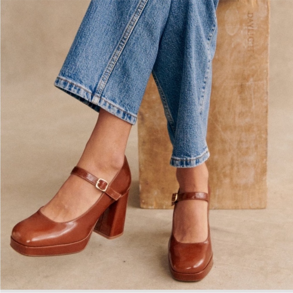 SEZANE Georgia Polished Platform Heels Mary Jane Shoes Size 41 FR 10 US